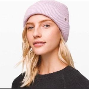 Lululemon Sweet Sherpa Beanie
